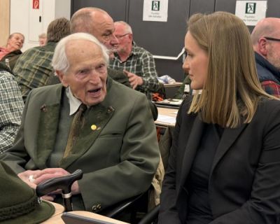 Norbert Schücking berichtete der CDU-Landtagsabgeordneten Birte Glißmann